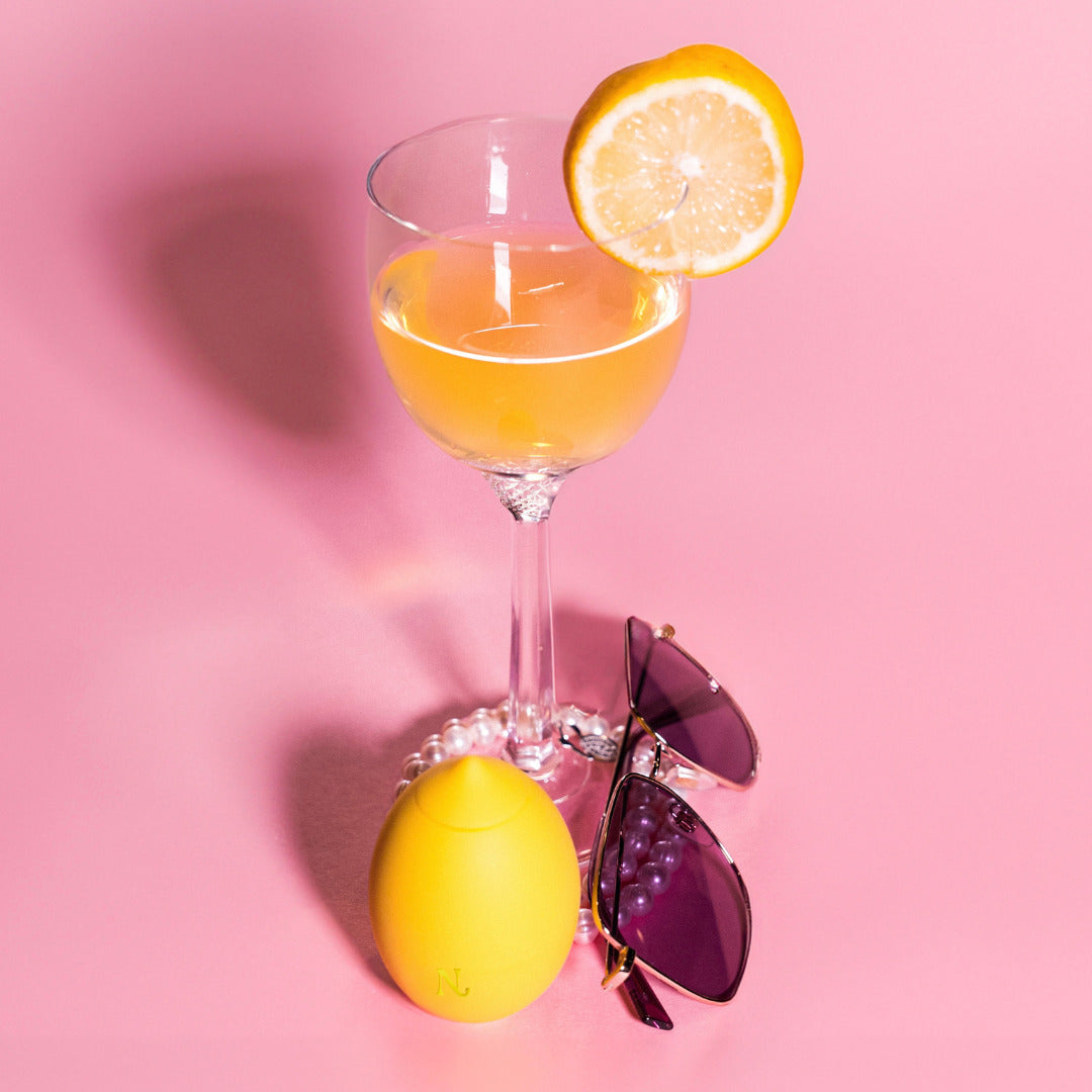 Lemon clitoral vibrator — charging view